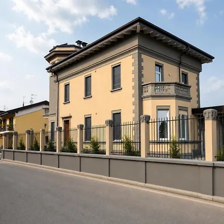 شقة فندقية Mema Varallo Pombia